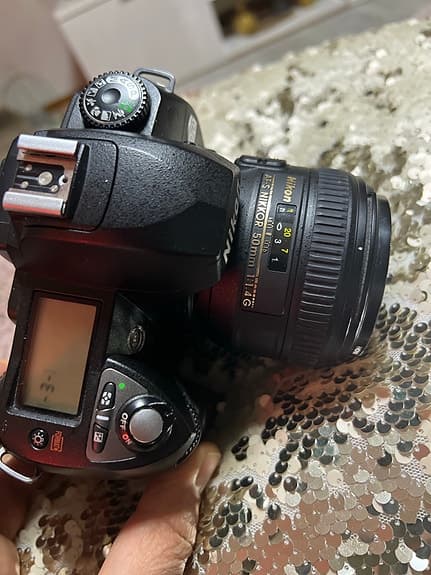Säljes: Nikon D70 + Nikon AF Nikkor 50mm objektiv
