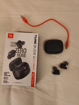 JBL Tune Buds 2
