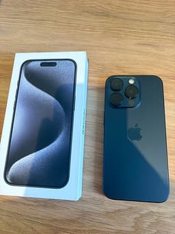 Apple iPhone 15 Pro 128 GB blå titan