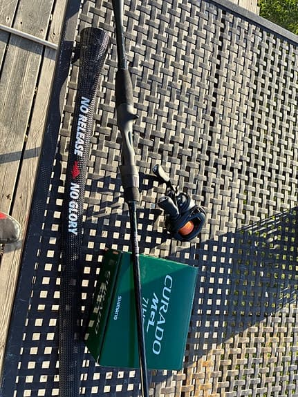 Shimano Curado MGL 71HG vänstervev rulle + Mimic Stick Jig & Jerkbait spö