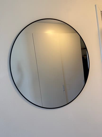 Rund spegel med svart ram 65 cm