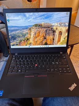 Lenovo ThinkPad - i5/16GB/256GB/Windows 11
