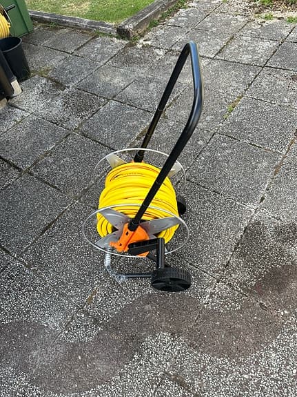 Slangvagn med trädgårdsslang och munstyckent Nytt aldrig använt