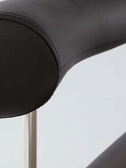 Soffa till hall eller matrum i skinn från Jotex