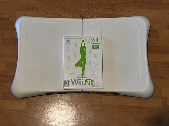 Wii fit - balansbräda + spel