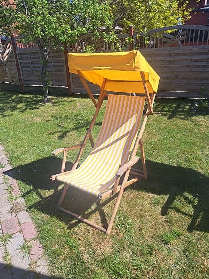 Solstolar med tak trä gul och turkos