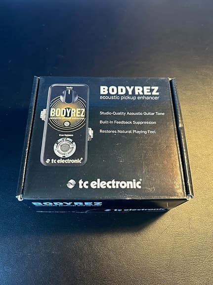 Pedaler & ljudgrejer i toppskick –Rolls, TC Helicon, Valeton m.fl.