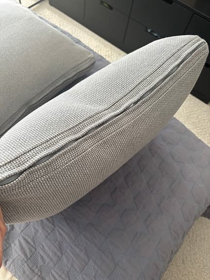 3 ryggkuddar/sittkuddar  i grov textil