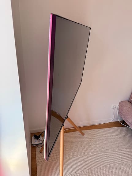 LG platt-TV med flera HDMI- och ljudingångar