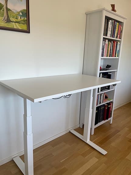 Vitt höj- och sänkbart skrivbord, DJP Workspace Pro5
