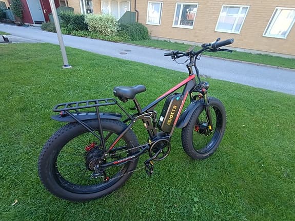 Duotts elcykel superskön att åka på stötdämpare både fram och bak