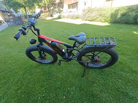 Duotts elcykel superskön att åka på stötdämpare både fram och bak