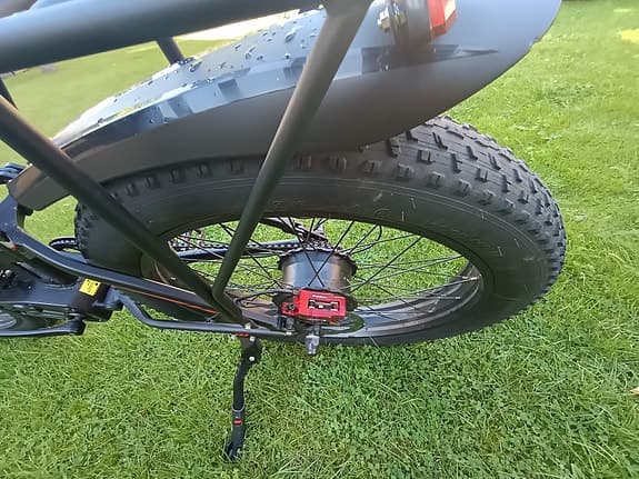 Duotts elcykel superskön att åka på stötdämpare både fram och bak