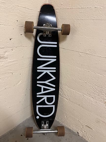 Junkyard longboard svart