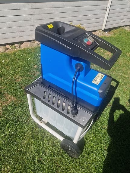Elektrisk kompostkvarn / flismaskin blå