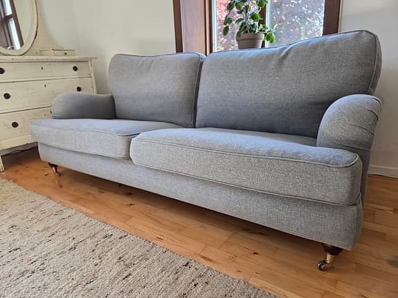 2,5-sits Howardsoffa