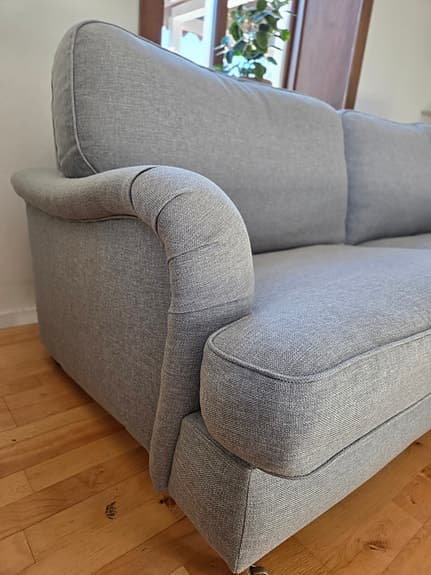 2,5-sits Howardsoffa