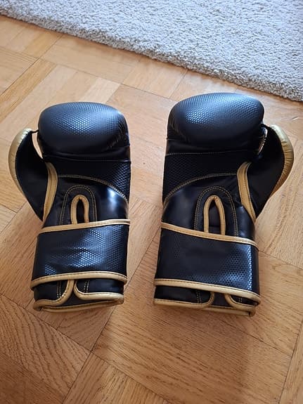 Box handskar gloves reebok 14 oz med wraps