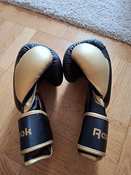 Box handskar gloves reebok 14 oz med wraps