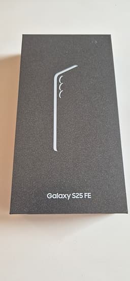 Samsung Galaxy S25 FE Oöppnad