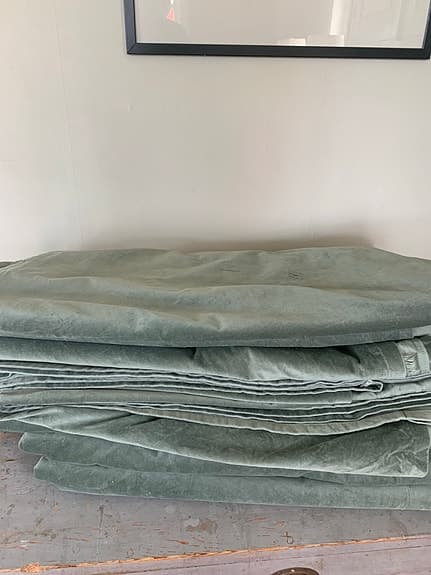 IKEA gardiner mörkgrön sammet