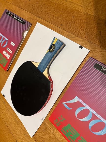 pingisracket med DHS Master W968 Ma Lin edition med Kokutaku-007. (1649g)