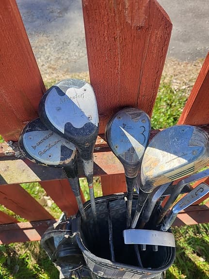 Golfklubbor med bag