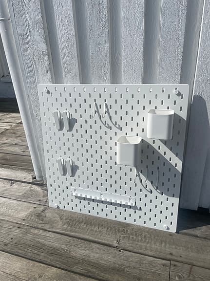 Skådis förvaringstavla