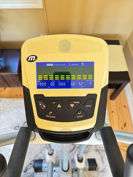CROSSTRAINER