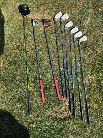 Golfset med bag och klubbor