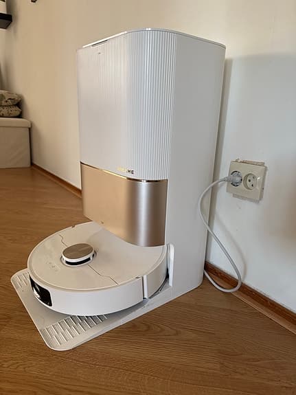Dreame robotdammsugare x40 ultra vit med laddstation