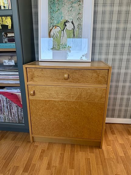 Byrå i ekfaner