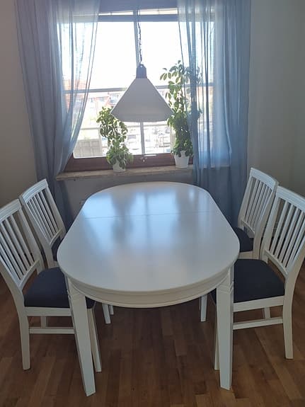 Alice matgrupp ovalt med 4 stolar