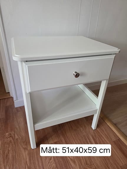 IKEA Tyssedal Sängbord m. mjukstängande låda