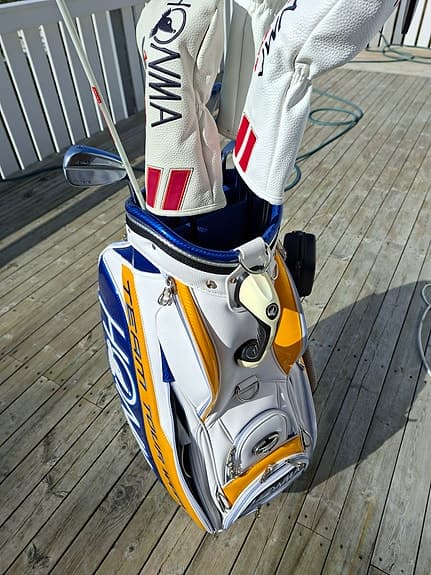 Honma golfset TW 757,  Driver, spoon och 7:a,  järn 5-11, Putter och Tourbag.