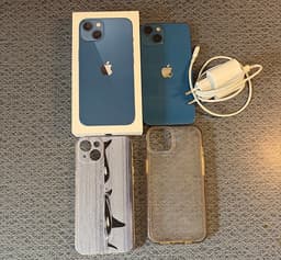 Apple iPhone 13 128 GB blå + komplett laddare & box
