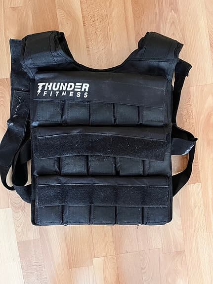 Thunder Fitness viktväst svart- 20 kg