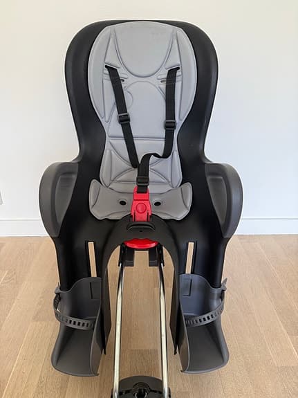 Cykelbarnstol svart/grå med fäste