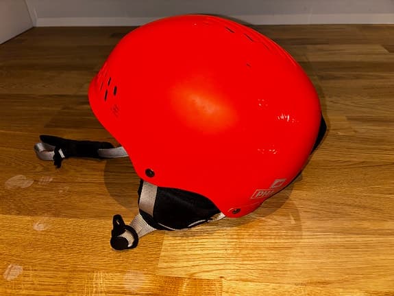 K2 Phase skid- och snowboardhjälm röd