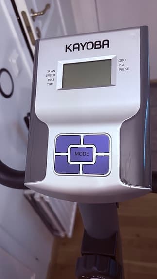 En ny motionscykel, använd i bara några timmar