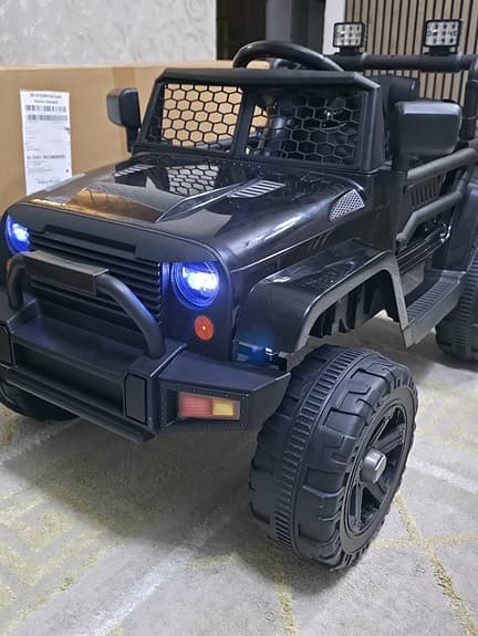 elbil jeep svart leksaksbil för barn