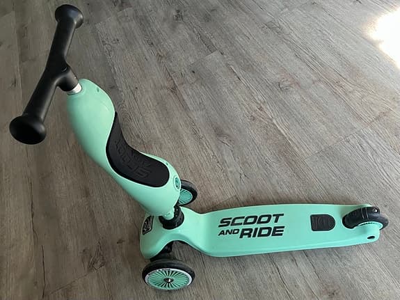 Scoot and Ride sparkcykel / balanscykel grön