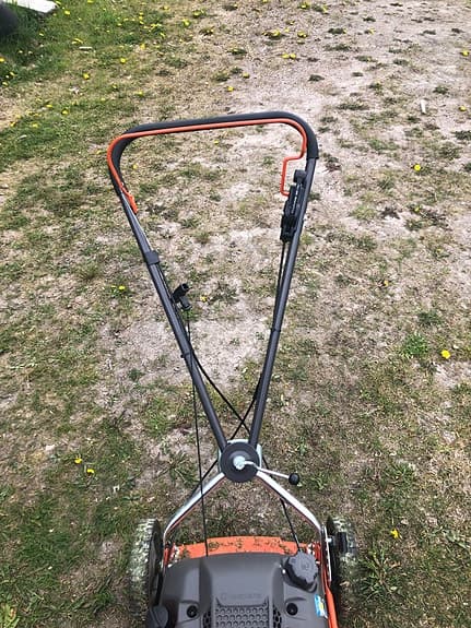 Husqvarna gräsklippare bensin orange