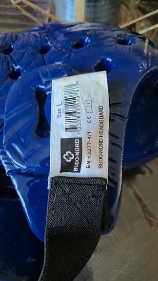Diverse Taekwondo produkter - pojke