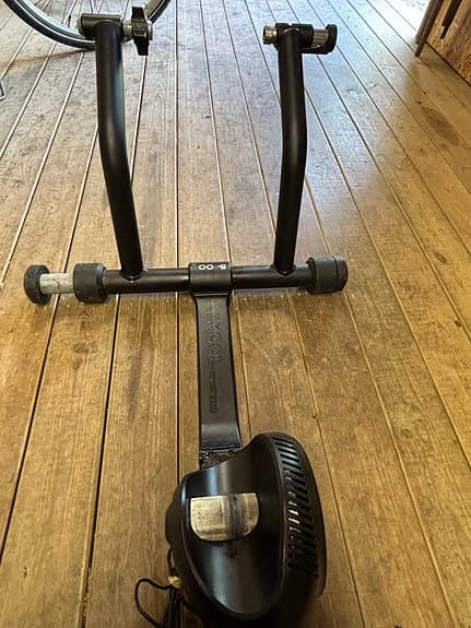 Bkool Smart Pro cykeltrainer
