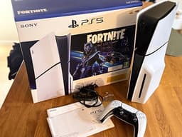 Sony Playstation 5 Slim, med Disk, knappt använd!