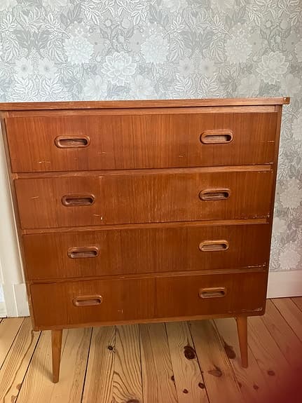 Byrå från IKEA 1963