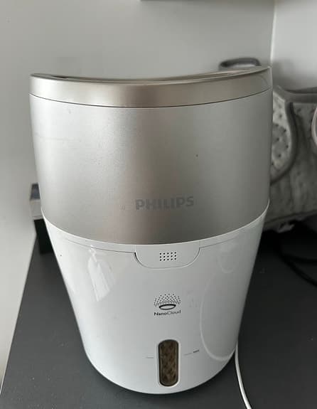 Philips luftfuktare vit/grå med digital display
