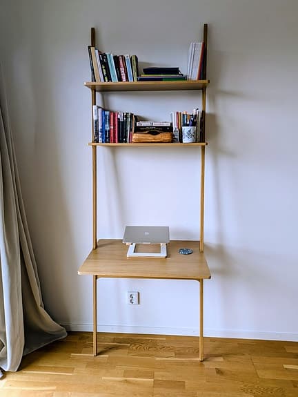 Swedese Libri skrivbord i ek