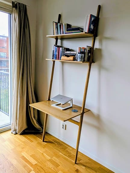 Swedese Libri skrivbord i ek